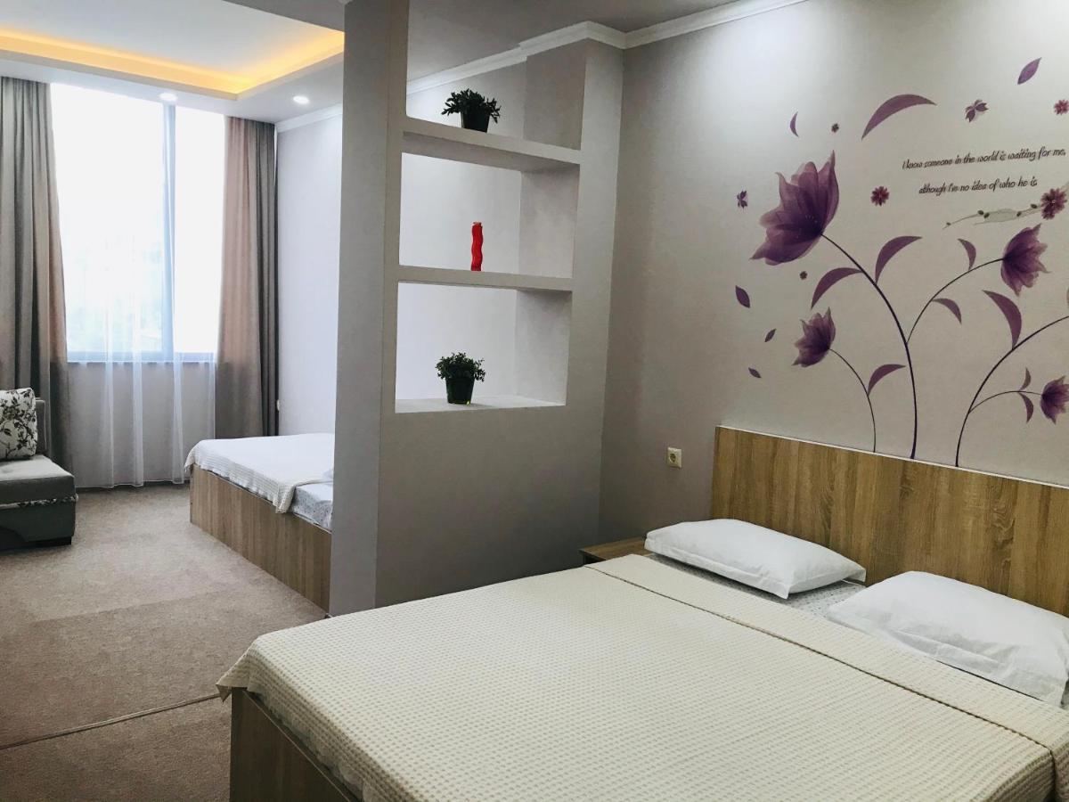 Hotel Riva Kobuleti Esterno foto
