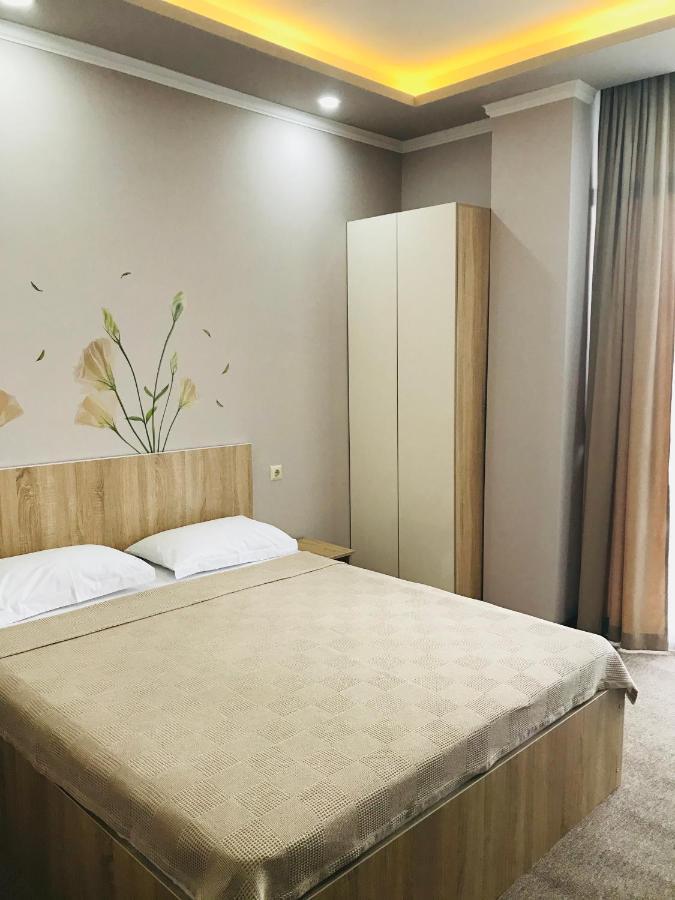 Hotel Riva Kobuleti Esterno foto